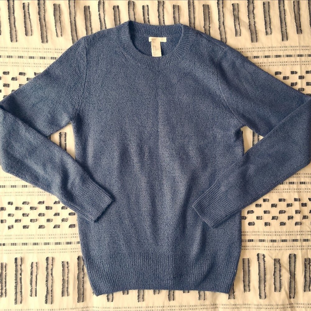 ✨ BOGO! Blue sweater